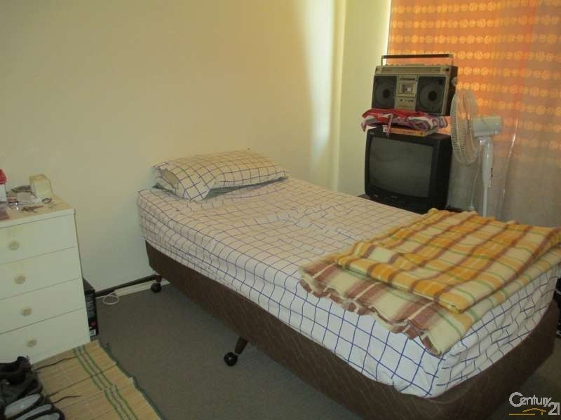 34 Birrong Ave, Noble Park VIC 3174