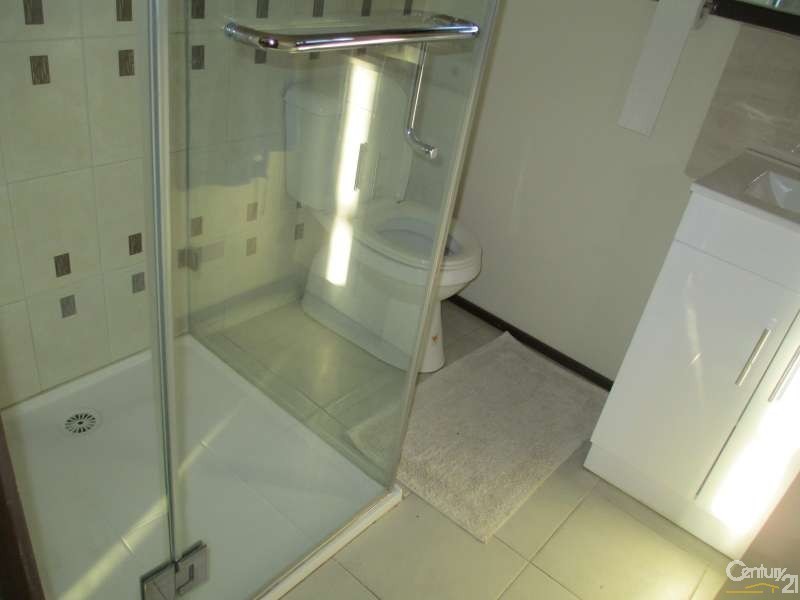 34 Birrong Ave, Noble Park VIC 3174