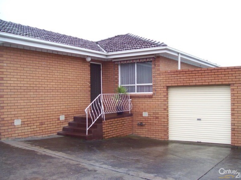 3/4 Leonard Street, Dandenong VIC 3175