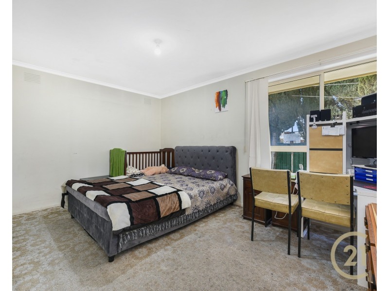 1 Southdowne Close, Springvale VIC 3171