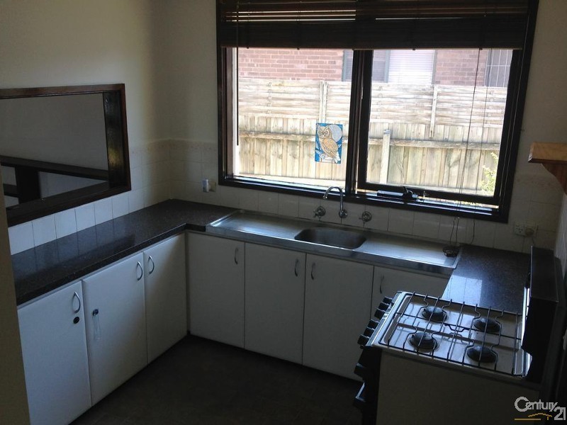 19 Andleon Way, Springvale South VIC 3172