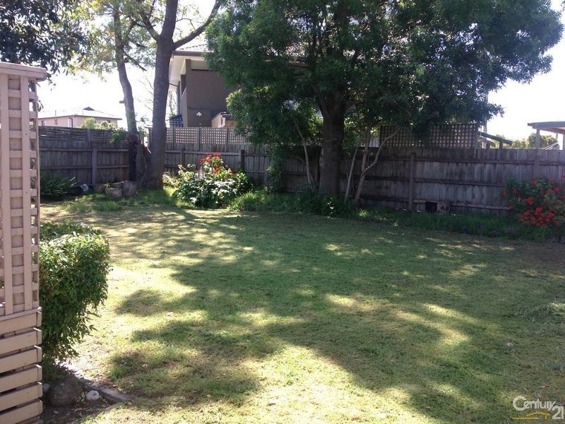 19 Andleon Way, Springvale South VIC 3172