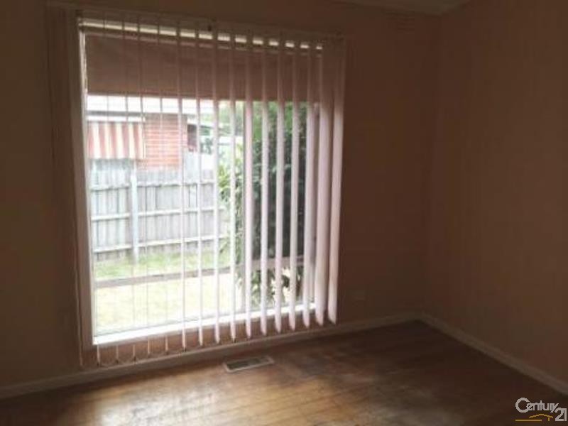 14 Carlton Road, Dandenong North VIC 3175