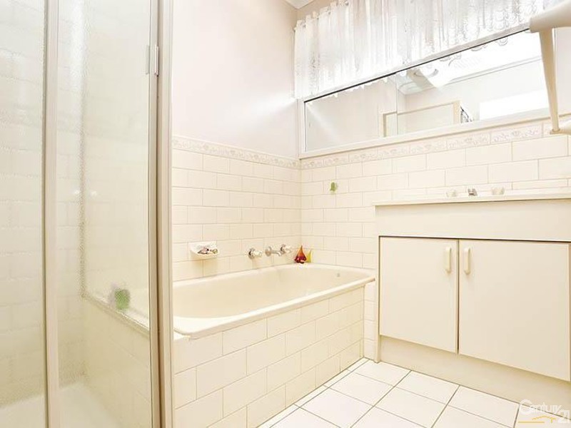 5 Bloomfield Road, Noble Park VIC 3174