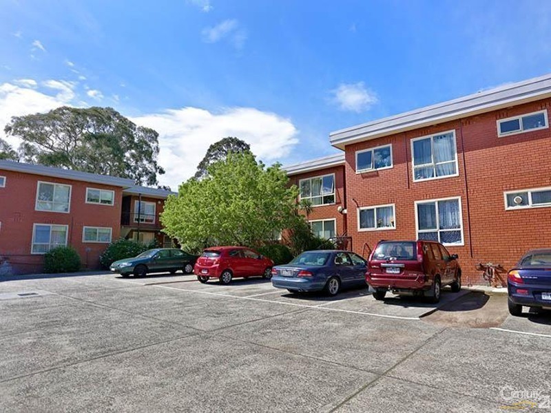 15/16 Close Ave, Dandenong VIC 3175