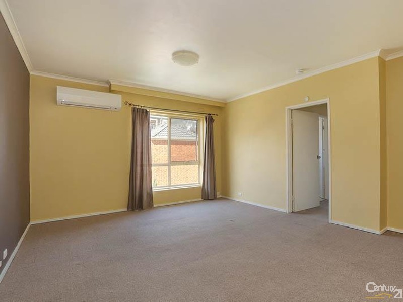 15/16 Close Ave, Dandenong VIC 3175
