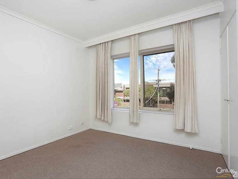 15/16 Close Ave, Dandenong VIC 3175