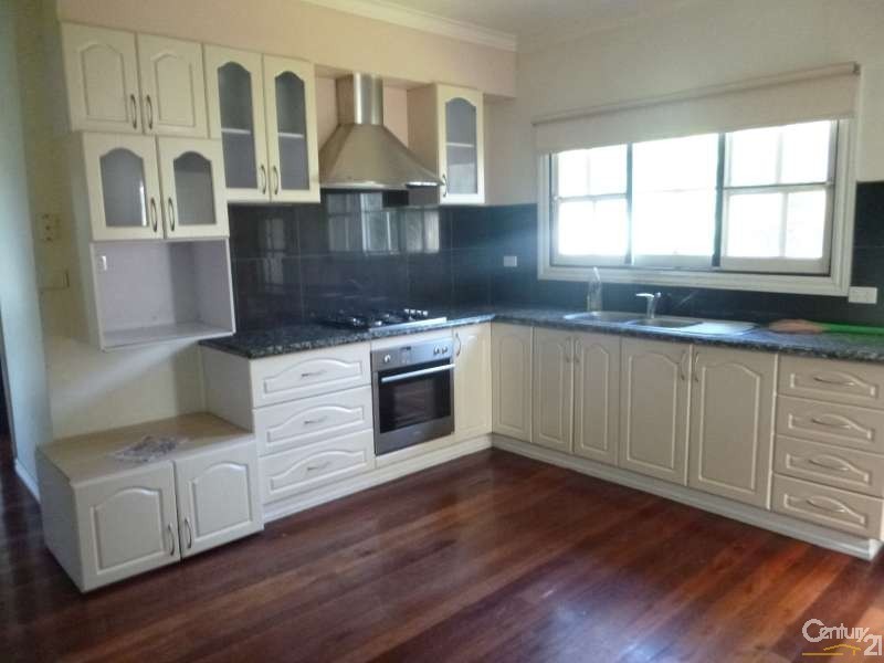 30 Windsor Avenue, Springvale VIC 3171