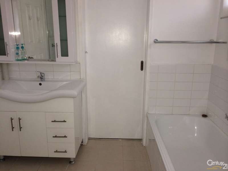 2 Sunnyvale Crescent, Keysborough VIC 3173