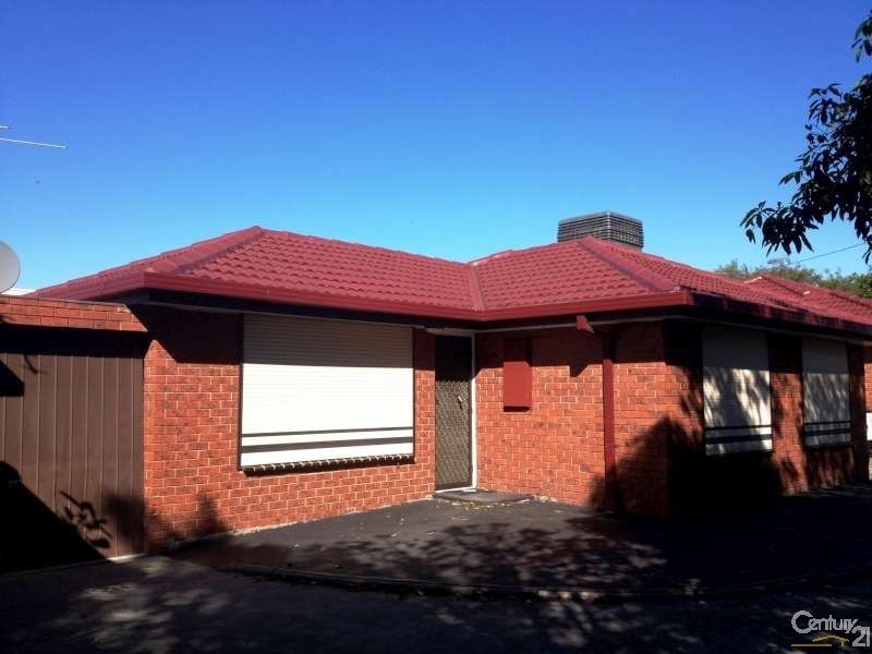 2/43 Canberra Avenue, Dandenong VIC 3175