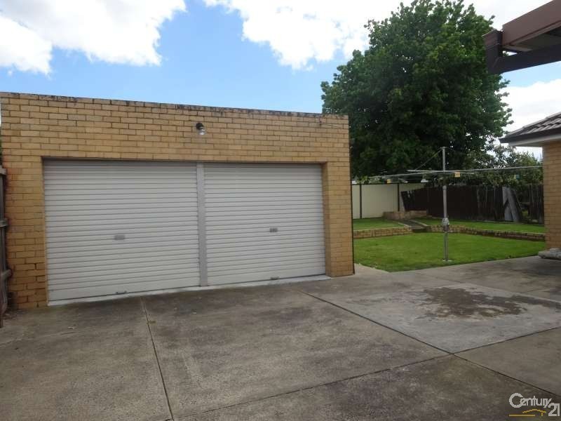 2 Helen Court, Noble Park VIC 3174