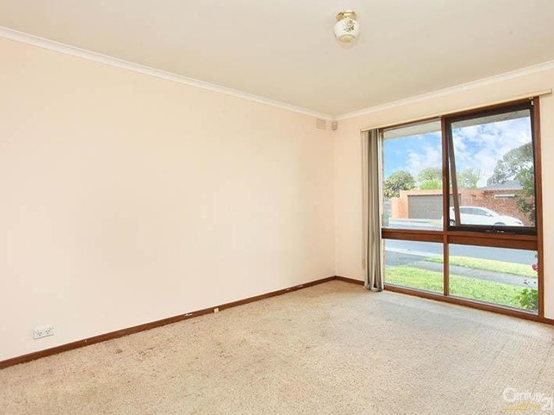 11 Janelaine Court, Springvale South VIC 3172