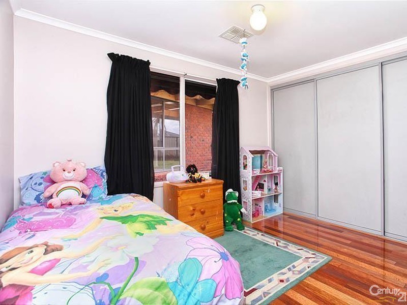 6 Thoonen Court, Keysborough VIC 3173