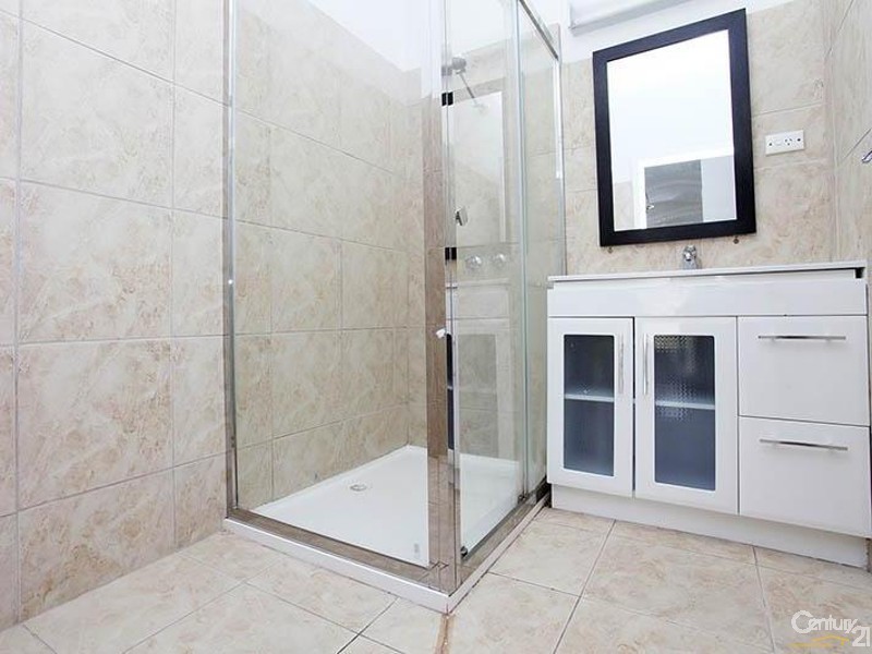 9 Whitworth Ave, Springvale VIC 3171