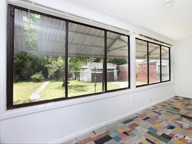 9 Whitworth Ave, Springvale VIC 3171