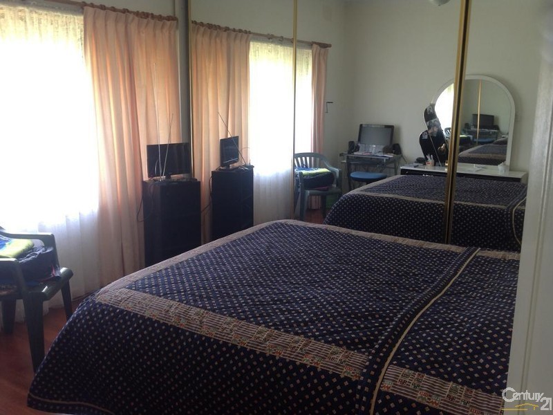 136 Railway Parade, Noble Park VIC 3174