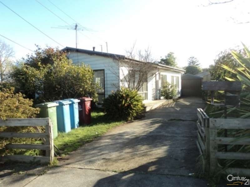 24 Hillside Street, Springvale VIC 3171