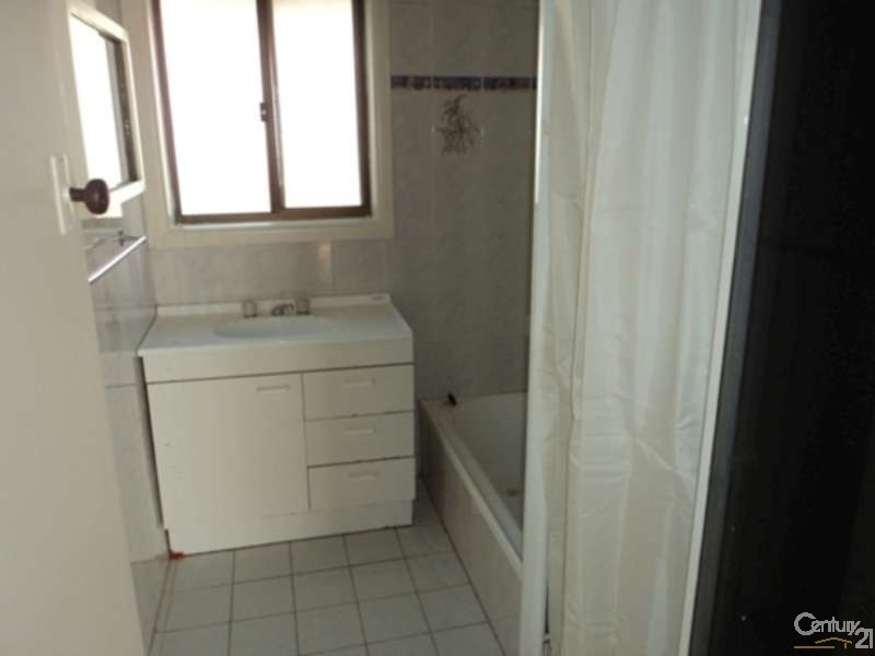 24 Hillside Street, Springvale VIC 3171