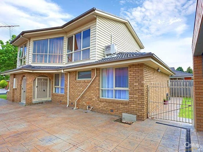 11 Carribean Drive, Keysborough VIC 3173