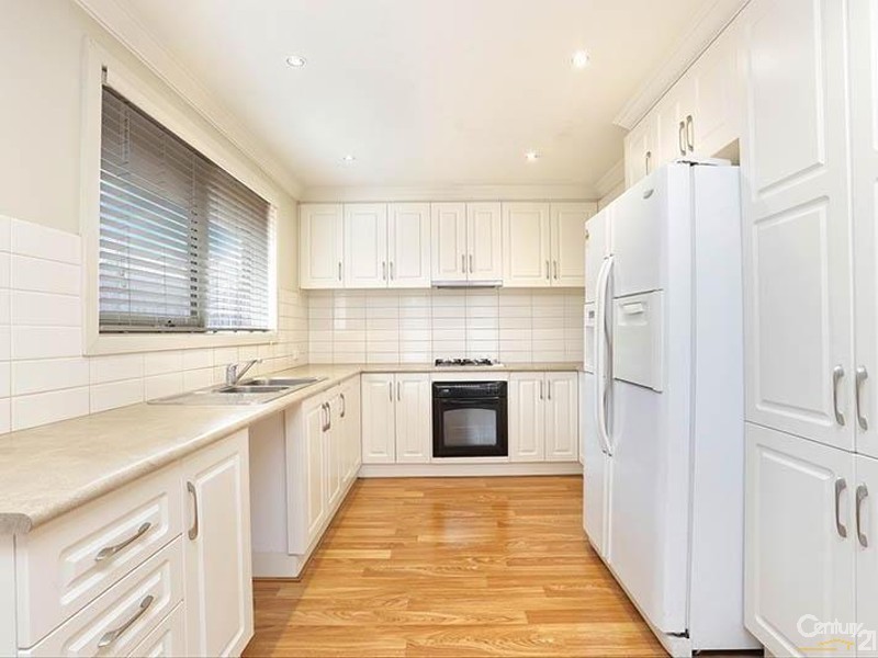 11 Carribean Drive, Keysborough VIC 3173