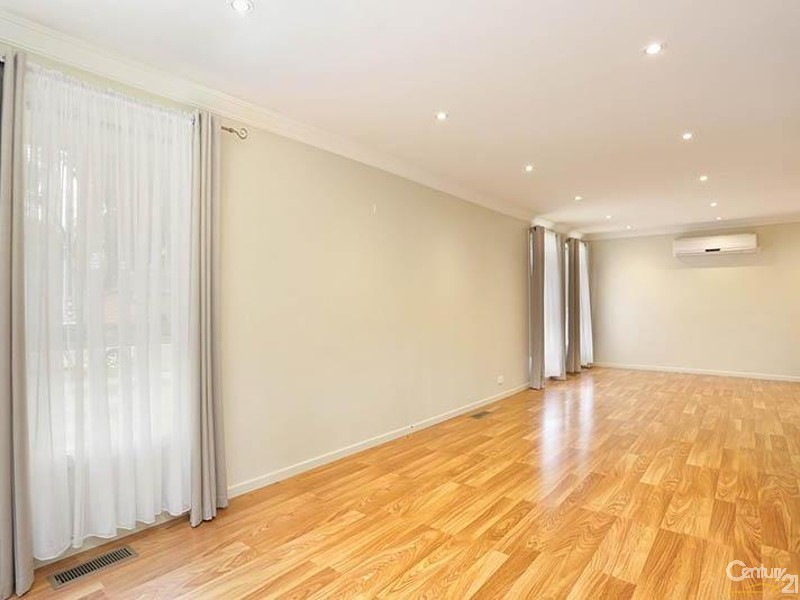 11 Carribean Drive, Keysborough VIC 3173