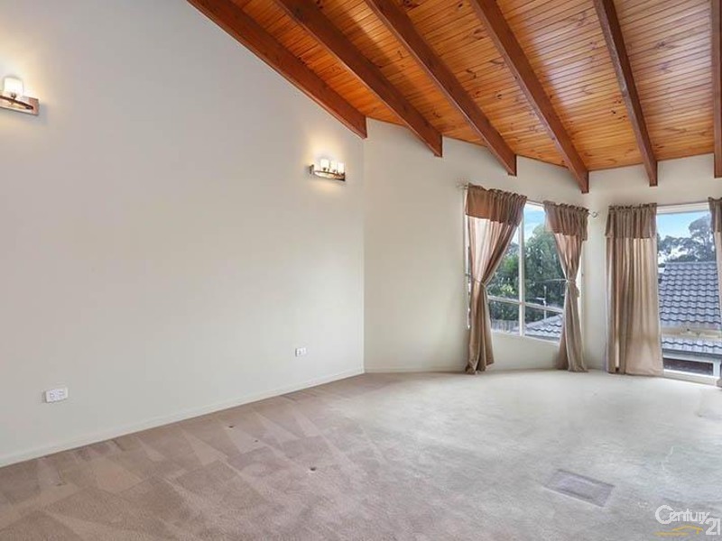 11 Carribean Drive, Keysborough VIC 3173