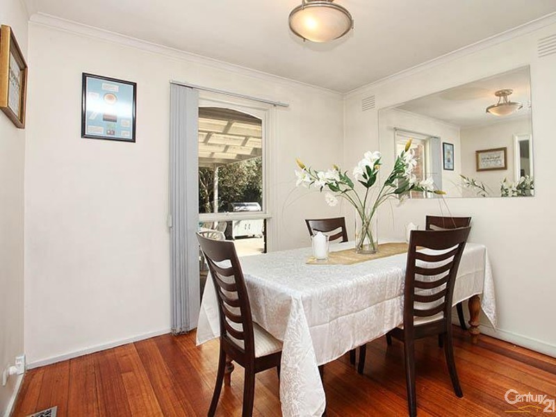 4 Redington Drive, Noble Park North VIC 3174