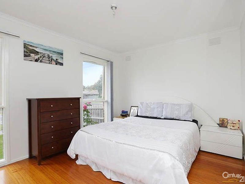 4 Redington Drive, Noble Park North VIC 3174