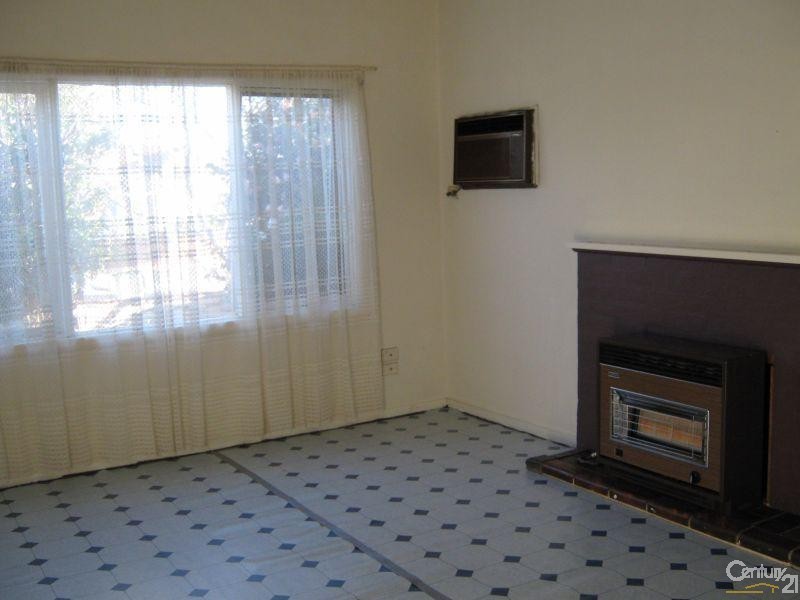 13 Andrew Street, Springvale VIC 3171