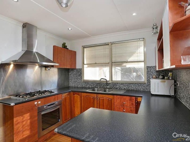 34 Crimson Drive, Doveton VIC 3177