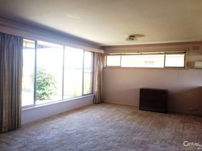 31 Charlton Street, Springvale VIC 3171
