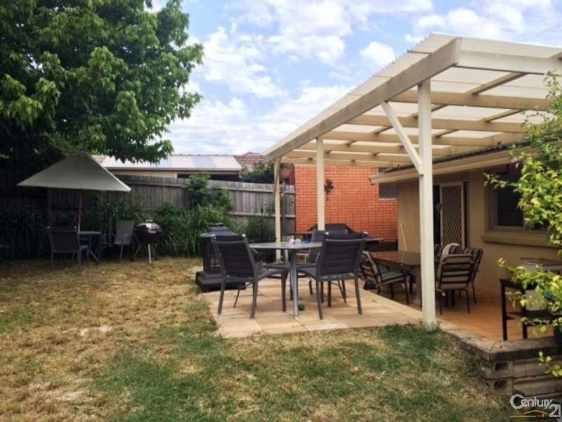 23 Florey Crescent, Mulgrave VIC 3170