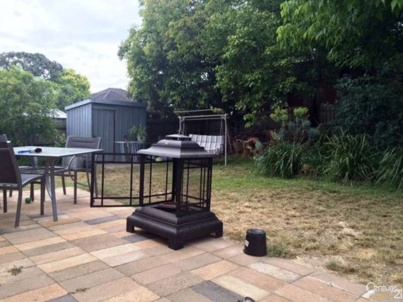 23 Florey Crescent, Mulgrave VIC 3170