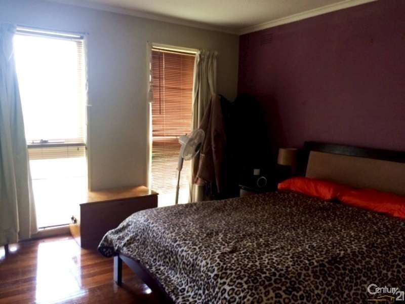 23 Florey Crescent, Mulgrave VIC 3170