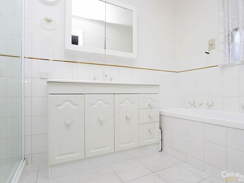 23 Parramatta Cres, Noble Park VIC 3174