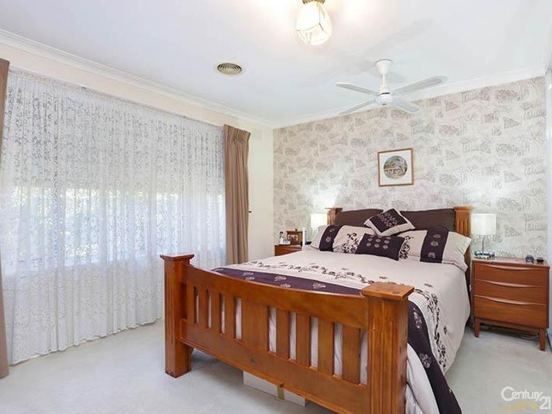 23 Parramatta Cres, Noble Park VIC 3174