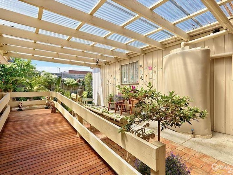 23 Parramatta Cres, Noble Park VIC 3174