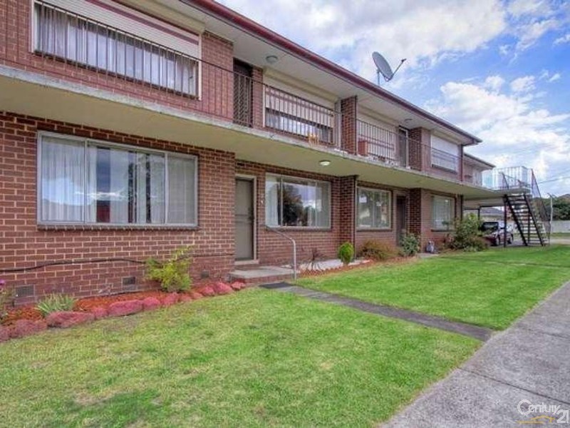 2/33 Gladstone Road, Dandenong VIC 3175