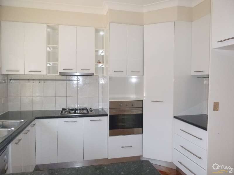 2/5 Gardiner Street, Dandenong North VIC 3175