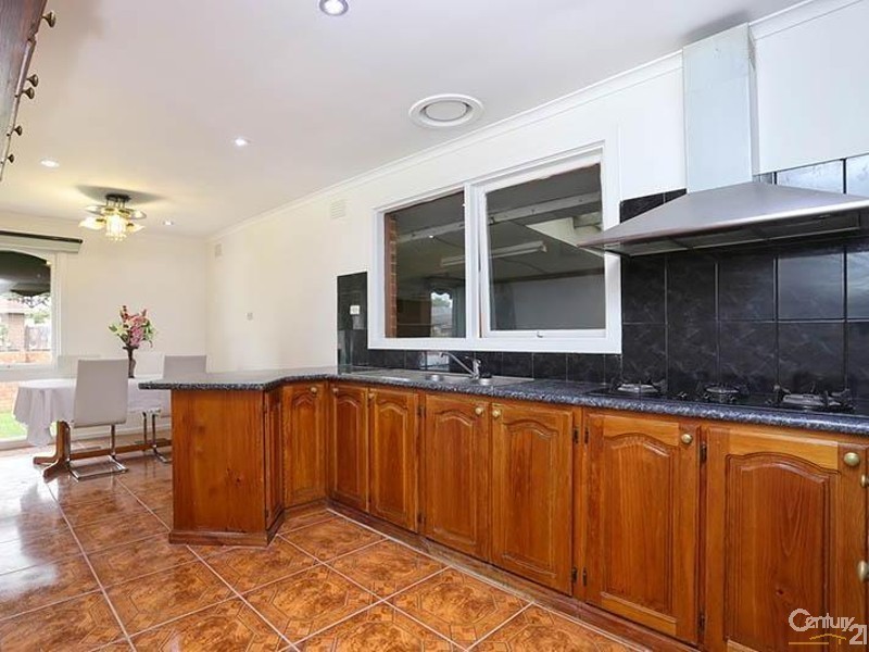 39 Monash Cres, Clayton South VIC 3169