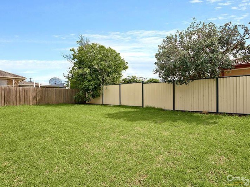 39 Monash Cres, Clayton South VIC 3169