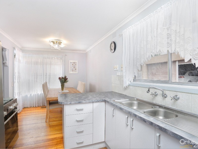 9 Coolavin Road, Noble Park North VIC 3174