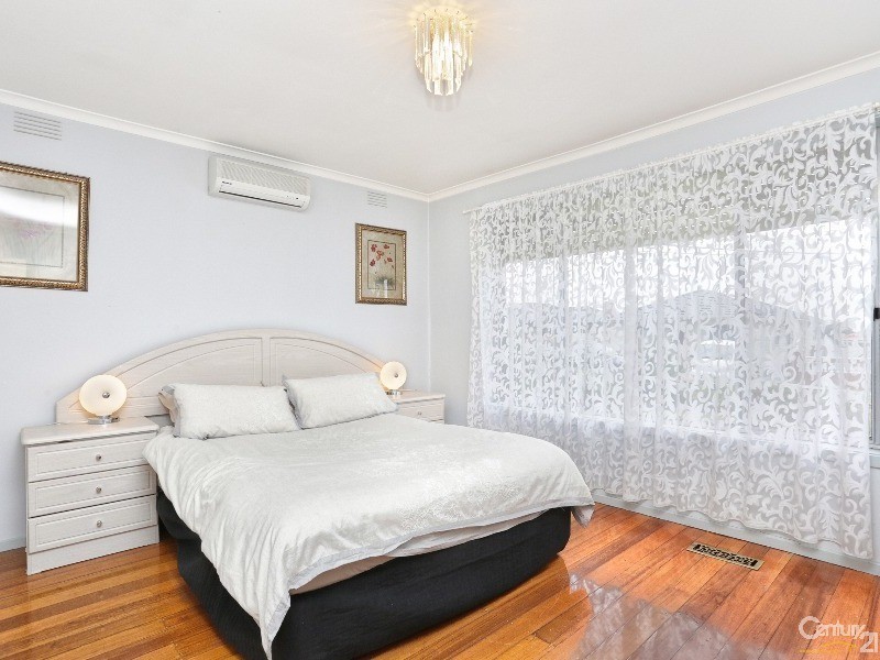 9 Coolavin Road, Noble Park North VIC 3174