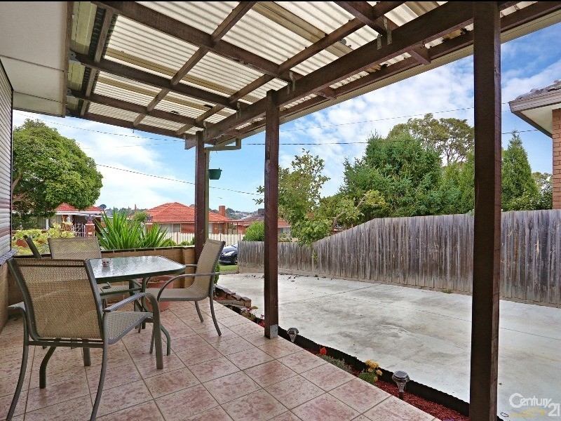 9 Coolavin Road, Noble Park North VIC 3174