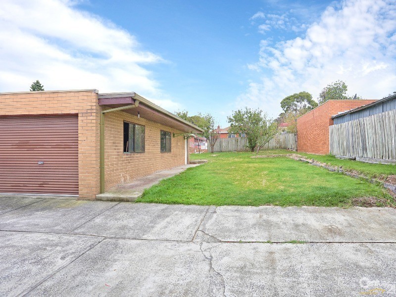 9 Coolavin Road, Noble Park North VIC 3174
