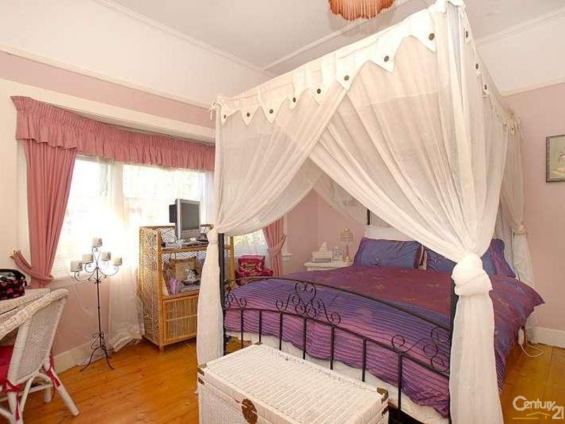 52 Leonard Avenue, Noble Park VIC 3174