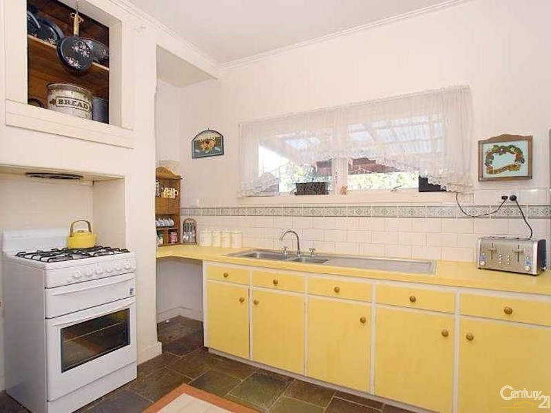 52 Leonard Avenue, Noble Park VIC 3174