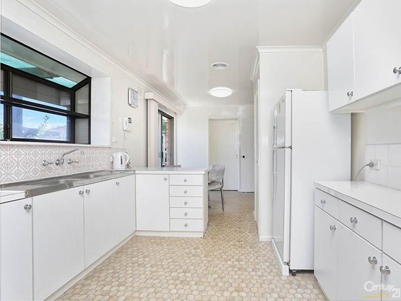 215 Buckley Street, Noble Park VIC 3174
