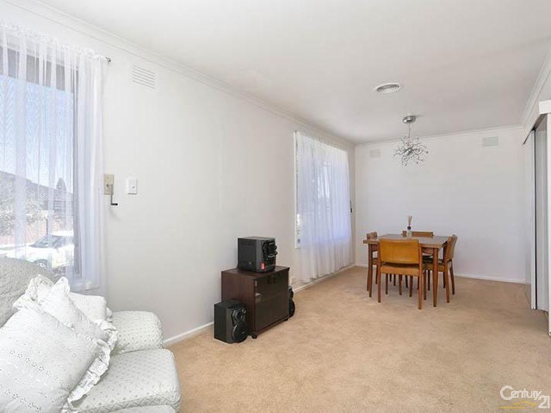 215 Buckley Street, Noble Park VIC 3174