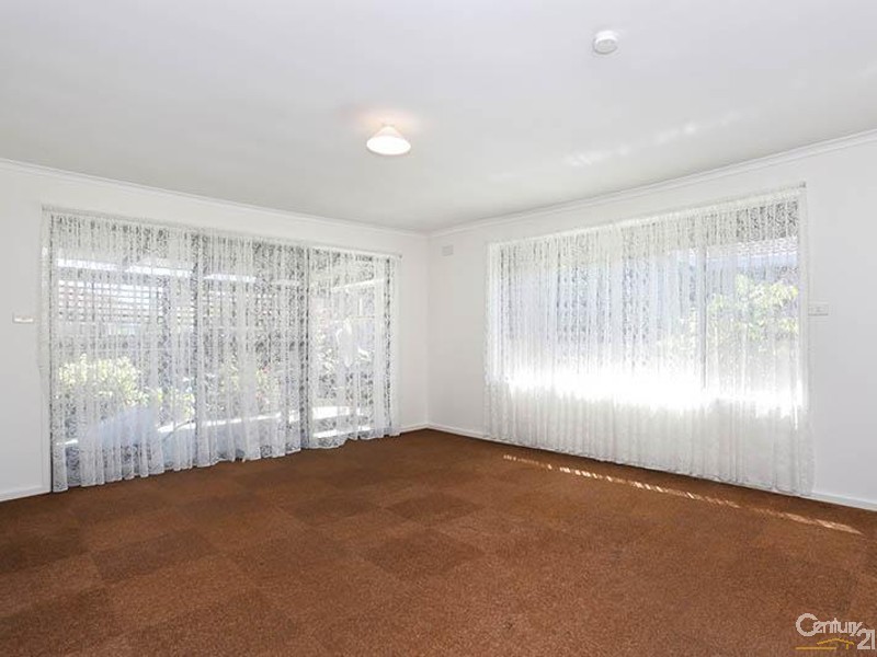 215 Buckley Street, Noble Park VIC 3174